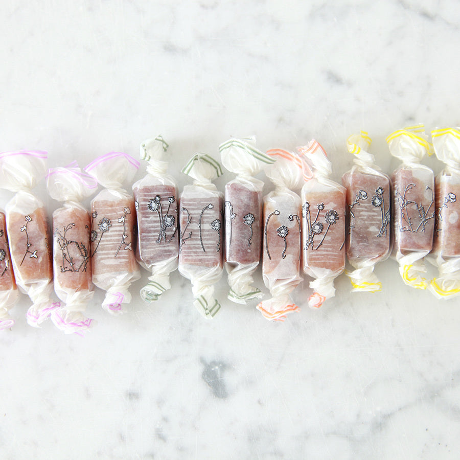 Individual bulk caramels